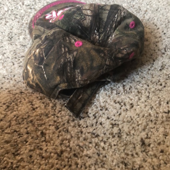 Camouflage Hat - Picture 3 of 4